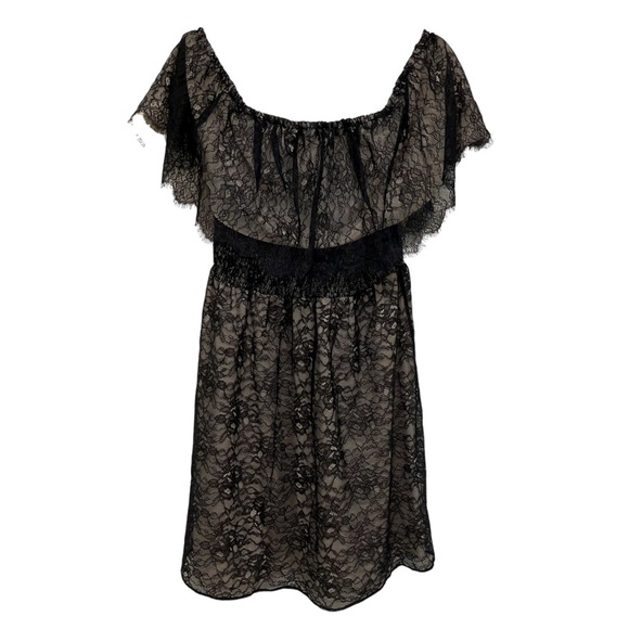 Alice + Olivia Suzy Off The Shoulder Black and Cream Lace Dress - Size Medium - Picture 2 of 13